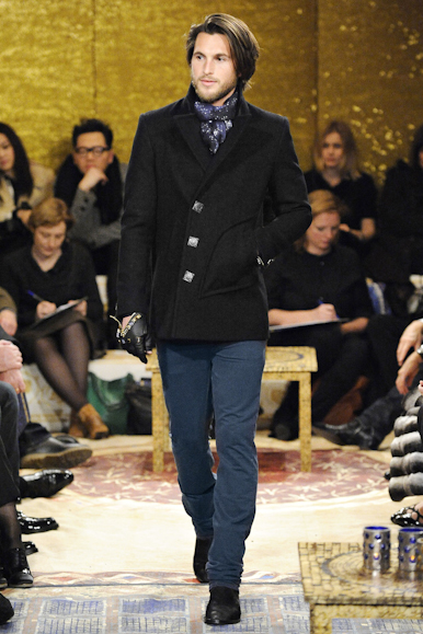 desfiles-chanel-parisoutono2011rtw-004