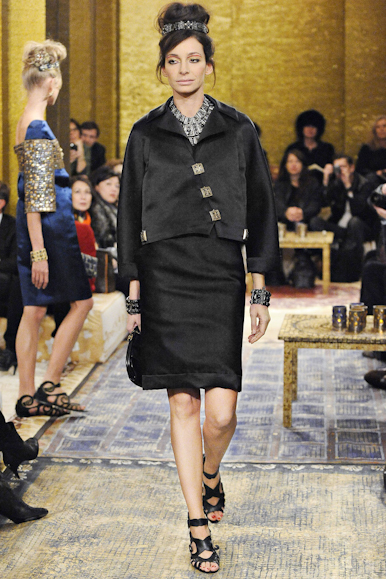 desfiles-chanel-parisoutono2011rtw-016