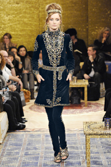desfiles-chanel-parisoutono2011rtw-021