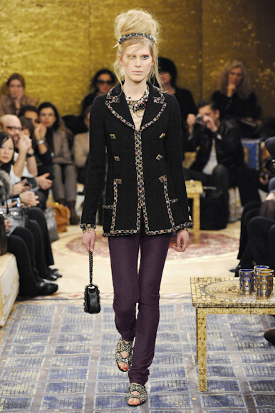 desfiles-chanel-parisoutono2011rtw-027