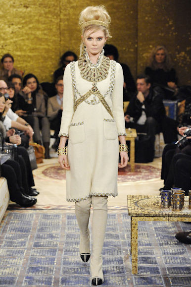 desfiles-chanel-parisoutono2011rtw-057
