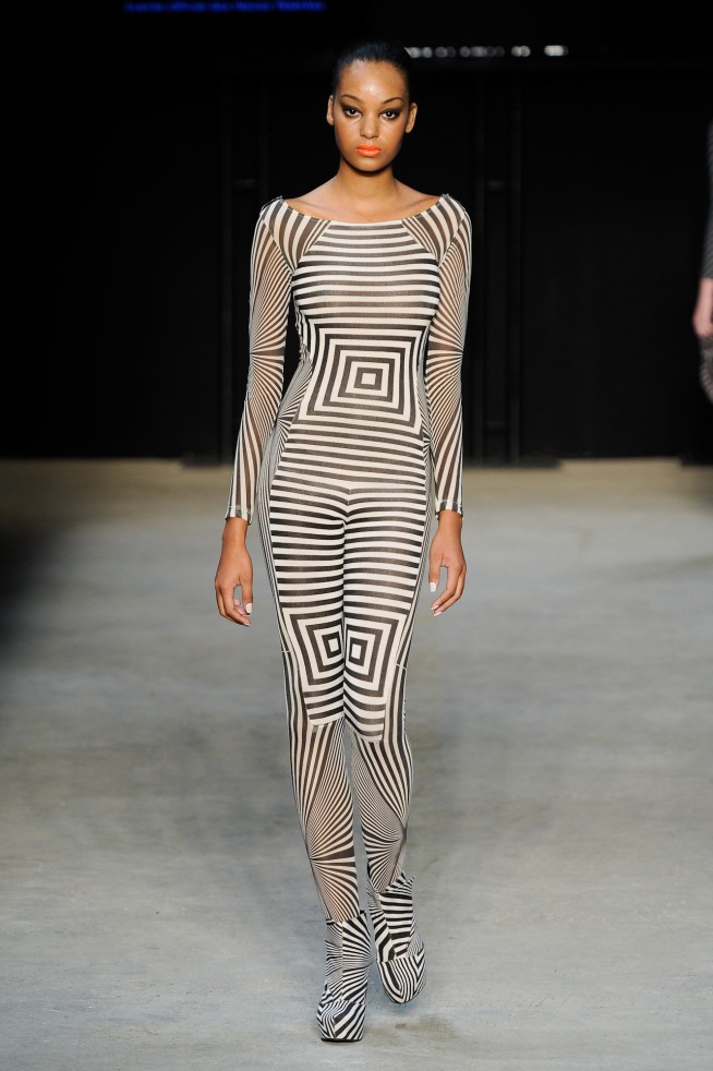 desfiles-lucasmagalhaes-riodejaneiroinverno2011rtw-110