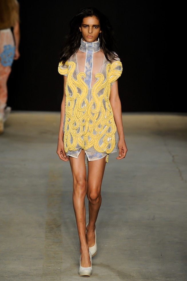 desfile-melkzda-riodejaneiroinverno2011rtw-115