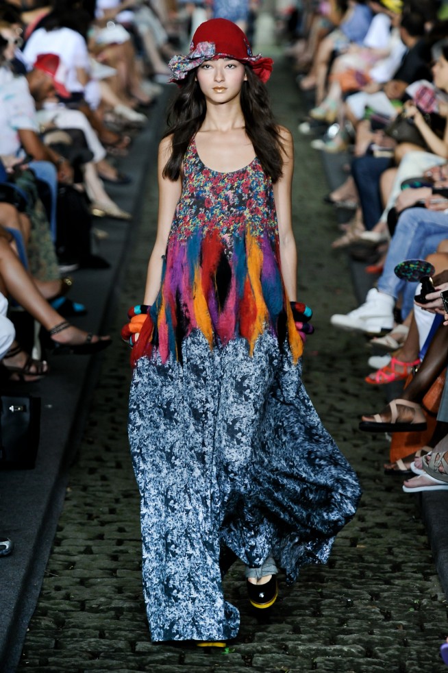 desfile-cantao-riodejaneiroinverno2011rtw-114