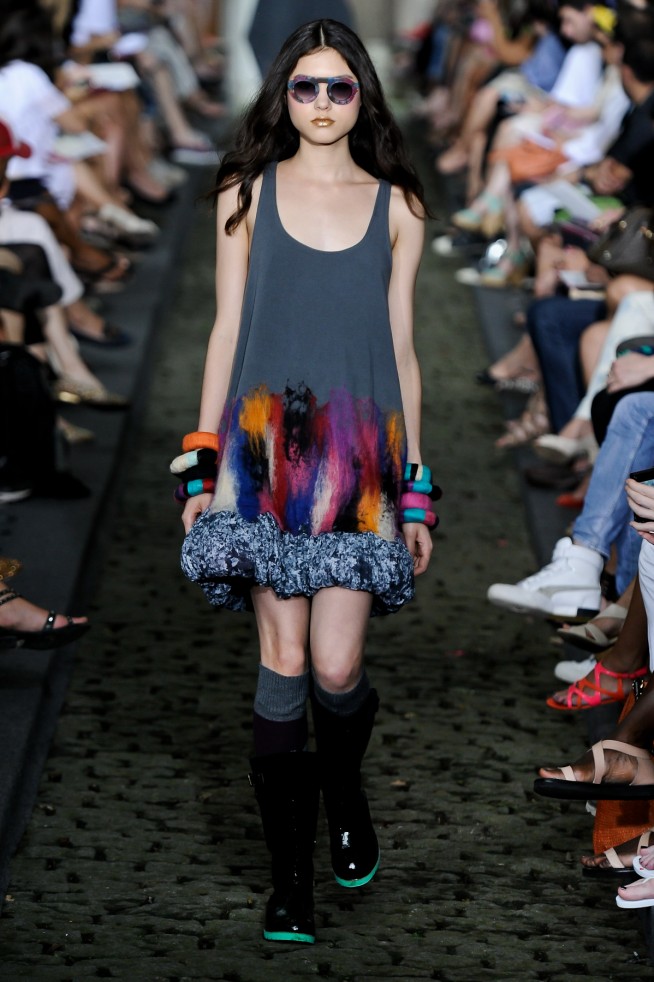 desfile-cantao-riodejaneiroinverno2011rtw-116