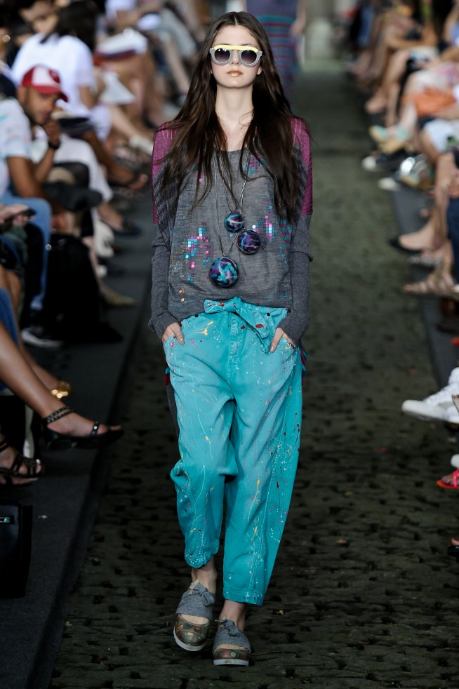 desfile-cantao-riodejaneiroinverno2011rtw-120