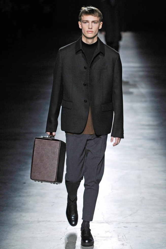 desfile-prada-milaoinverno2011men-106