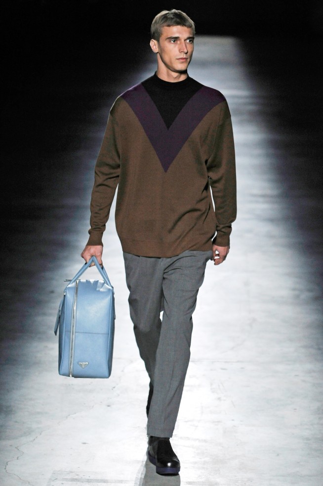 desfile-prada-milaoinverno2011men-108