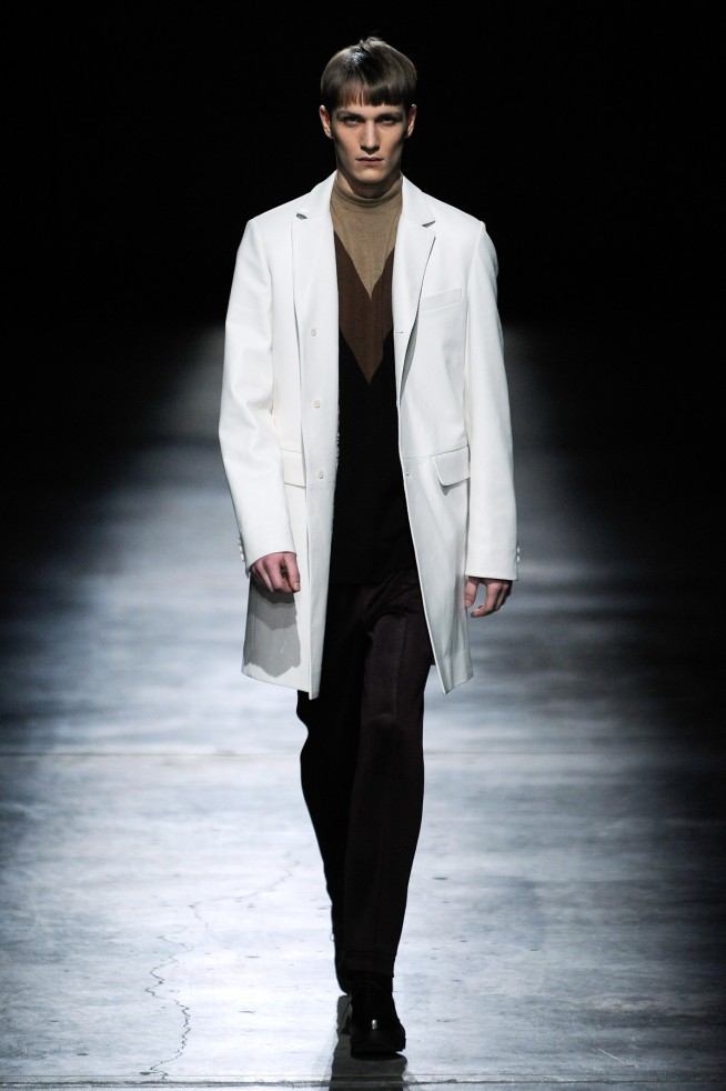 desfile-prada-milaoinverno2011men-110