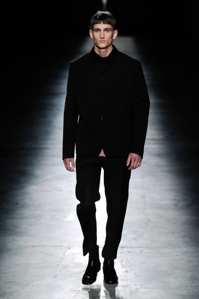 desfile-prada-milaoinverno2011men-135