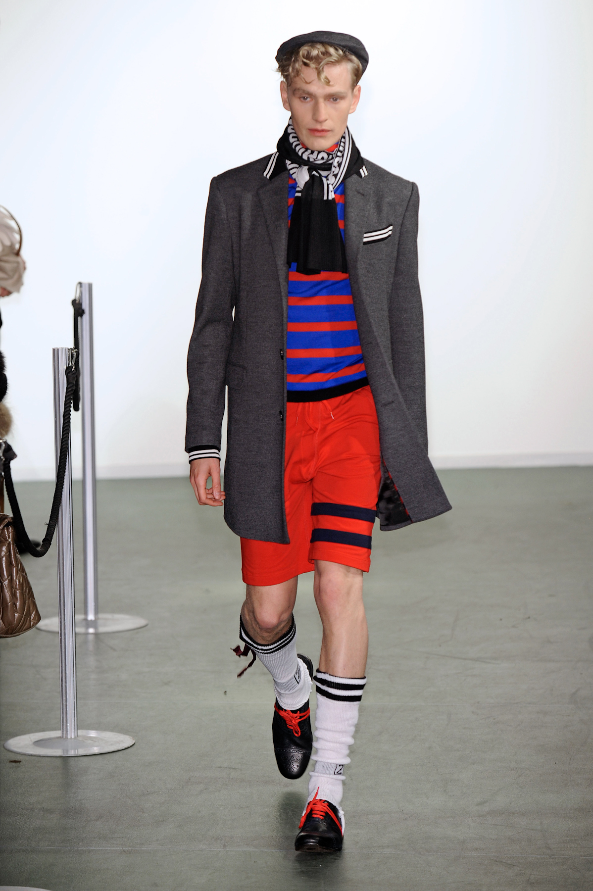 desfile-moschino-milaoinverno2011men-101