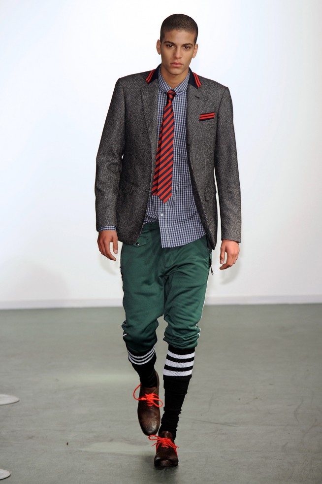 desfile-moschino-milaoinverno2011men-106