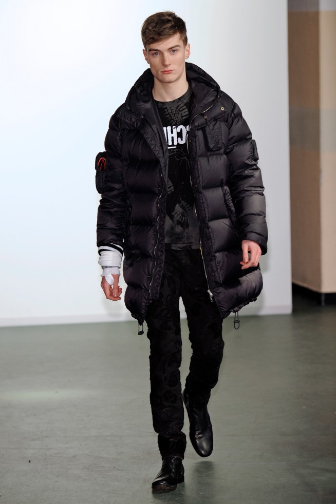 desfile-moschino-milaoinverno2011men-110