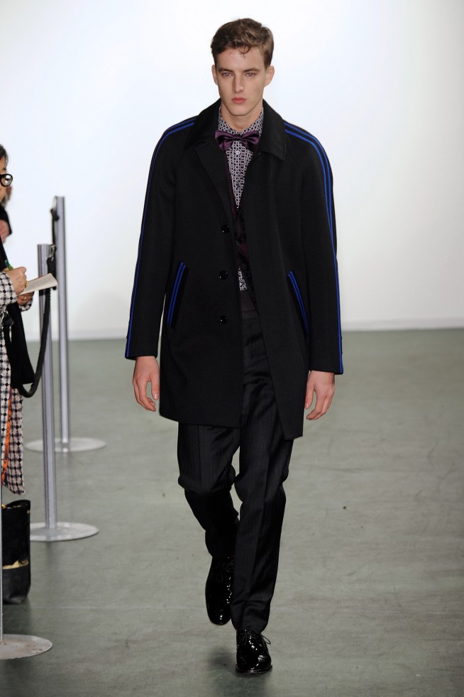 desfile-moschino-milaoinverno2011men-119