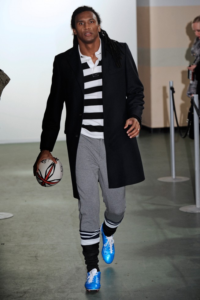 desfile-moschino-milaoinverno2011men-128