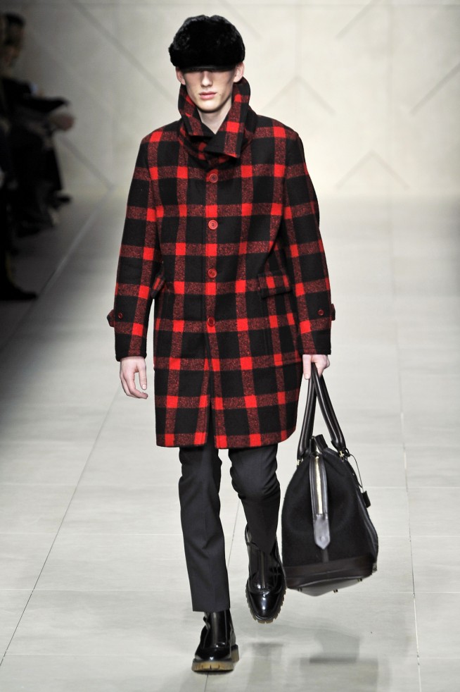 desfile-burberry-milaoinverno2011men-100