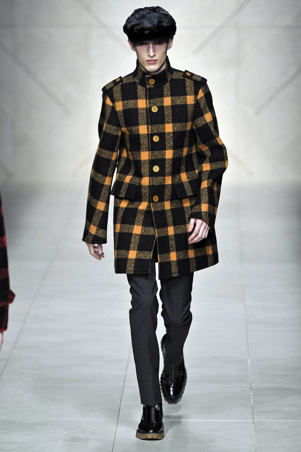 desfile-burberry-milaoinverno2011men-101