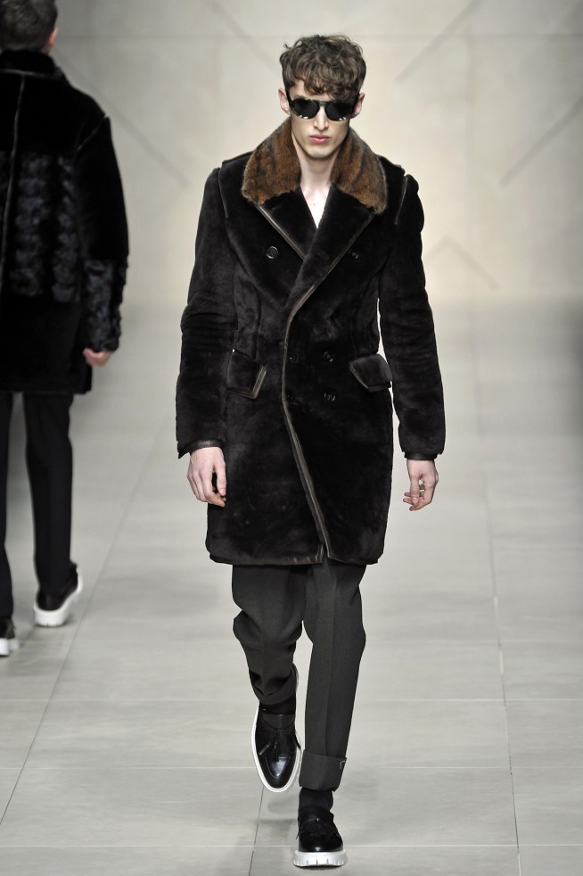 desfile-burberry-milaoinverno2011men-121