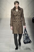 desfile-burberry-milaoinverno2011men-123