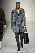 desfile-burberry-milaoinverno2011men-129