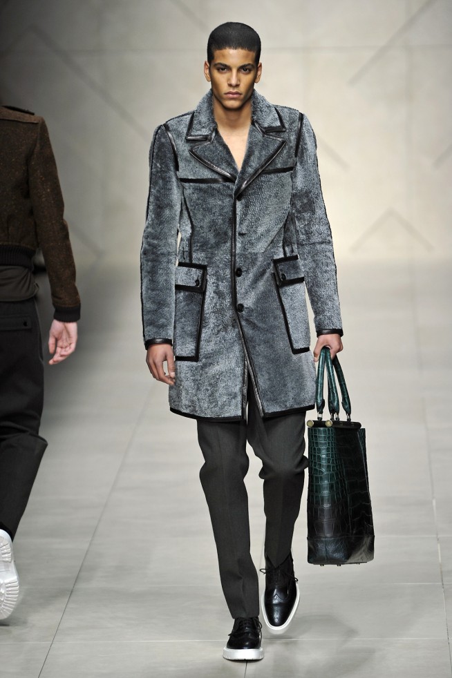 desfile-burberry-milaoinverno2011men-129