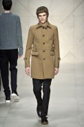 desfile-burberry-milaoinverno2011men-132