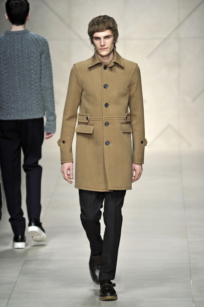 desfile-burberry-milaoinverno2011men-132