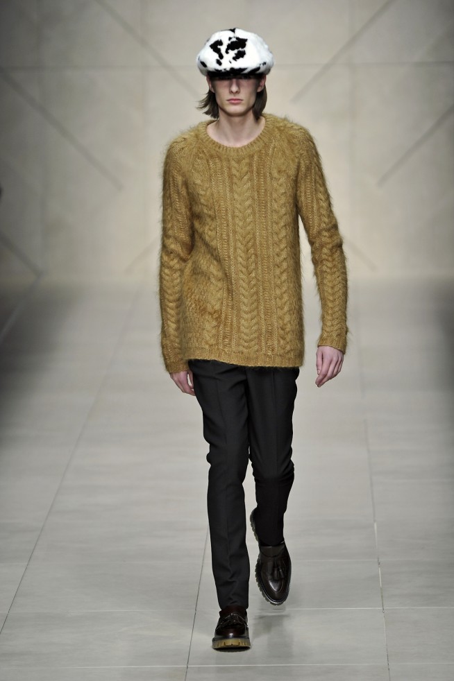 desfile-burberry-milaoinverno2011men-134