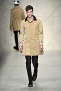 desfile-burberry-milaoinverno2011men-135