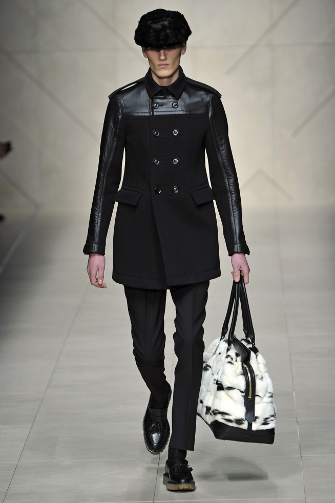 desfile-burberry-milaoinverno2011men-141