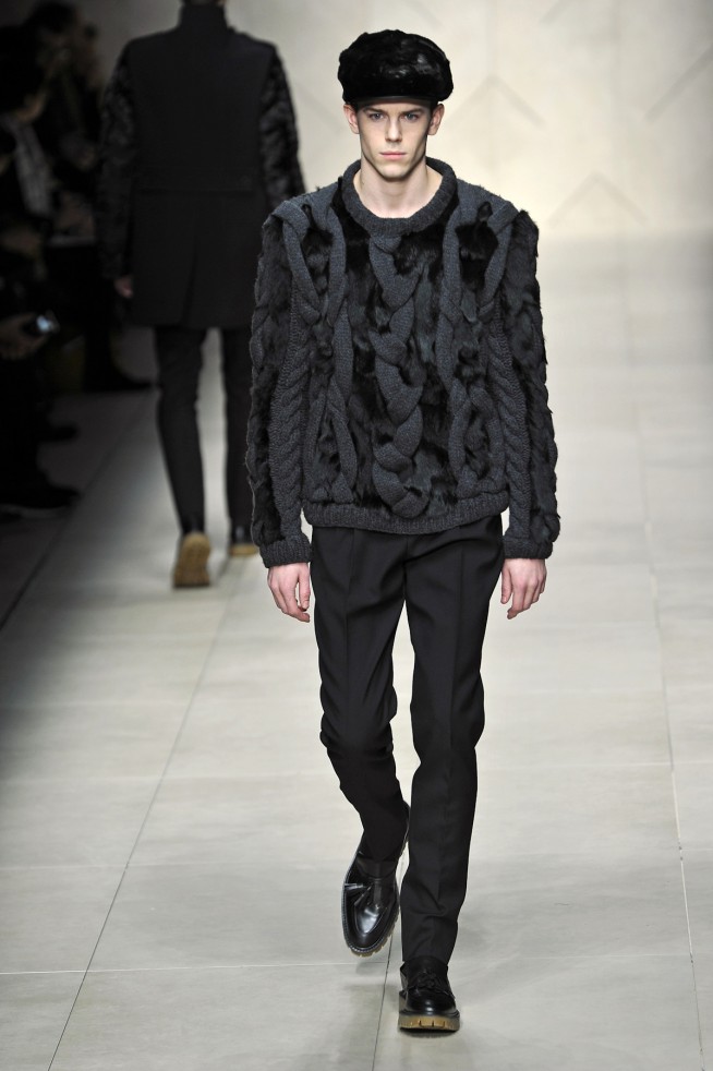 desfile-burberry-milaoinverno2011men-144
