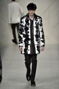 desfile-burberry-milaoinverno2011men-148