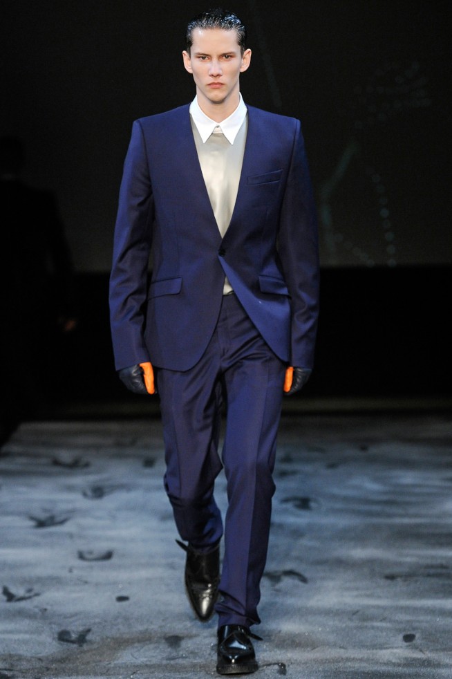 desfile-mugler-parisinverno2011rtw-111