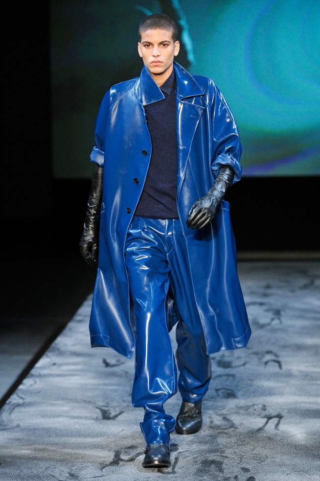 desfile-mugler-parisinverno2011rtw-119