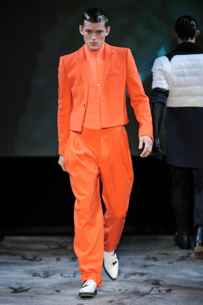 desfile-mugler-parisinverno2011rtw-122