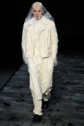 desfile-mugler-parisinverno2011rtw-130