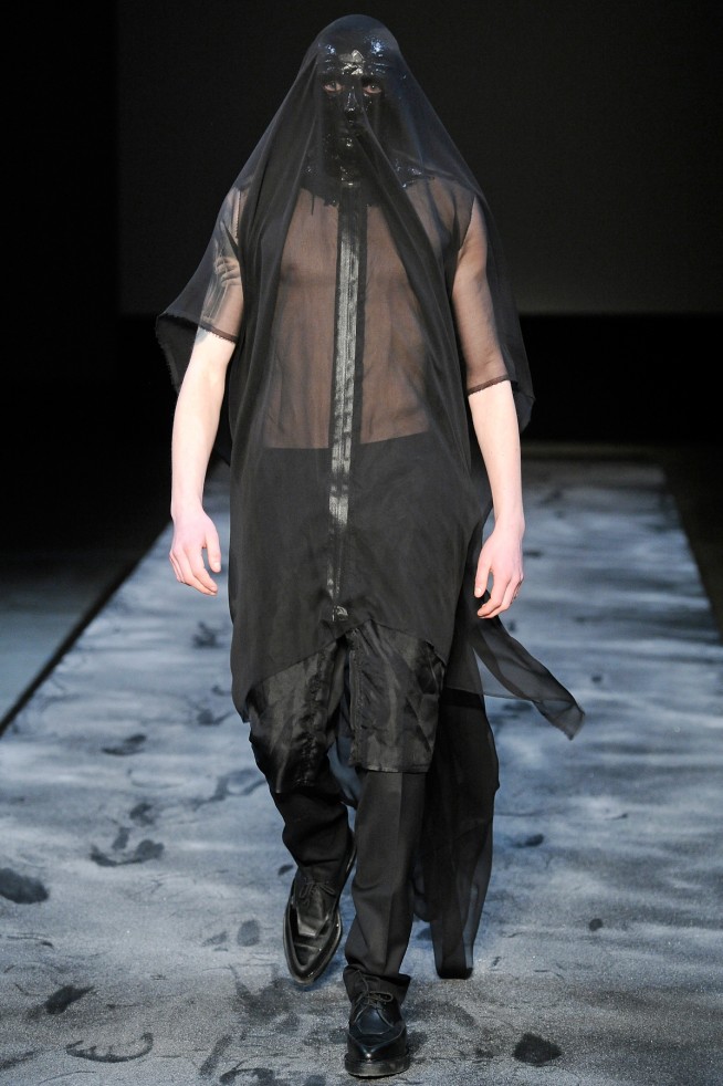 desfile-mugler-parisinverno2011rtw-131