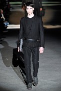 desfile-louisvuittonmen-parisinverno2011rtw-100