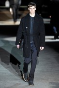 desfile-louisvuittonmen-parisinverno2011rtw-108
