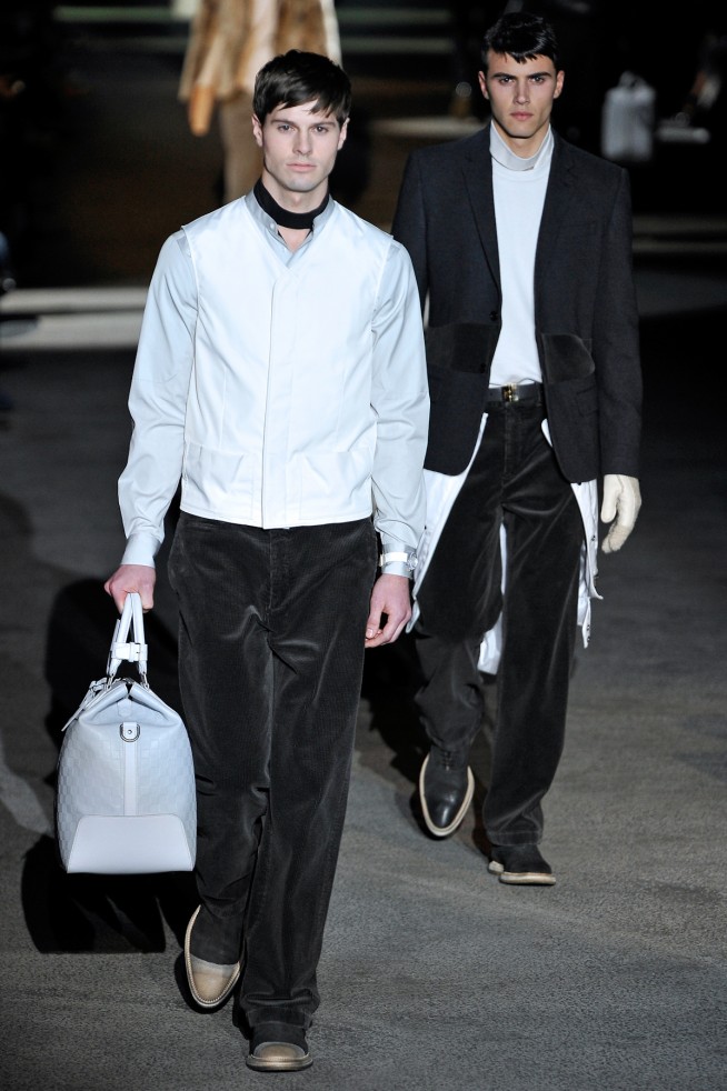 desfile-louisvuittonmen-parisinverno2011rtw-112
