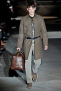 desfile-louisvuittonmen-parisinverno2011rtw-125