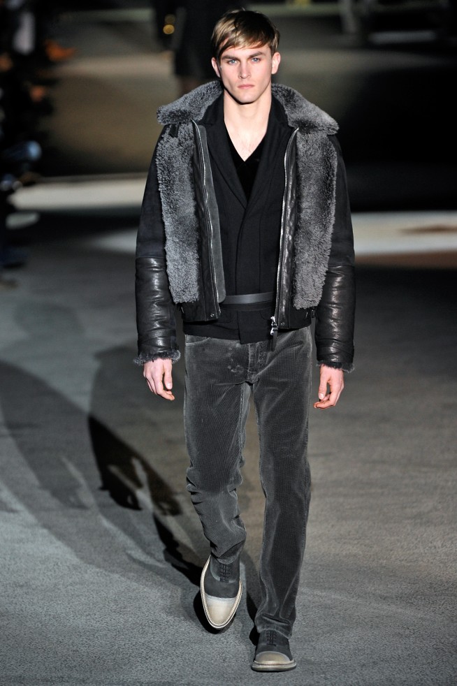 desfile-louisvuittonmen-parisinverno2011rtw-127