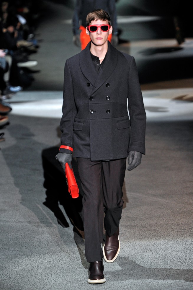 desfile-louisvuittonmen-parisinverno2011rtw-130