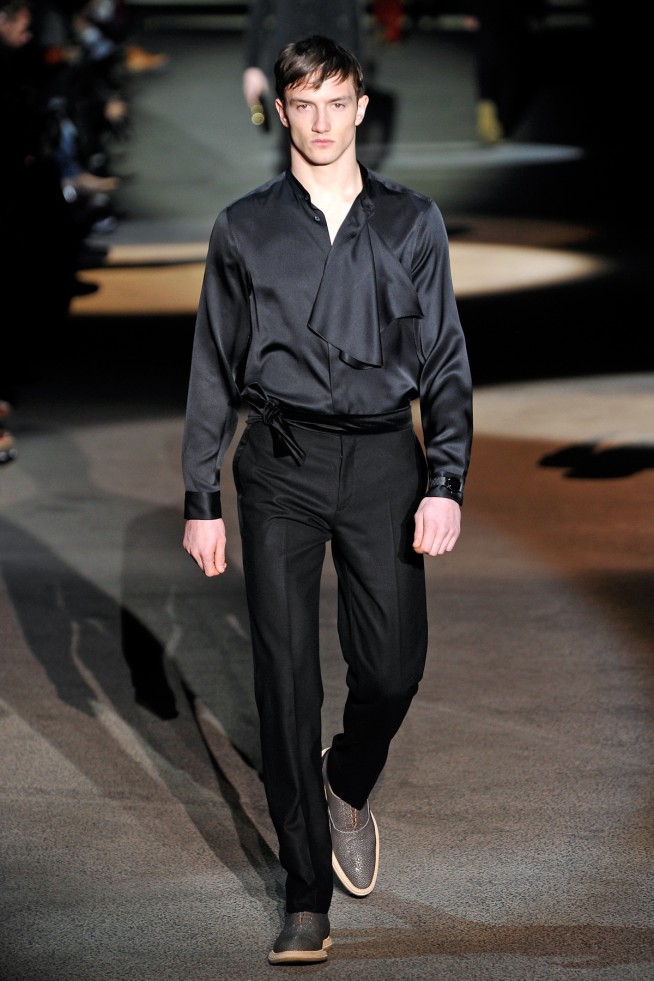desfile-louisvuittonmen-parisinverno2011rtw-145