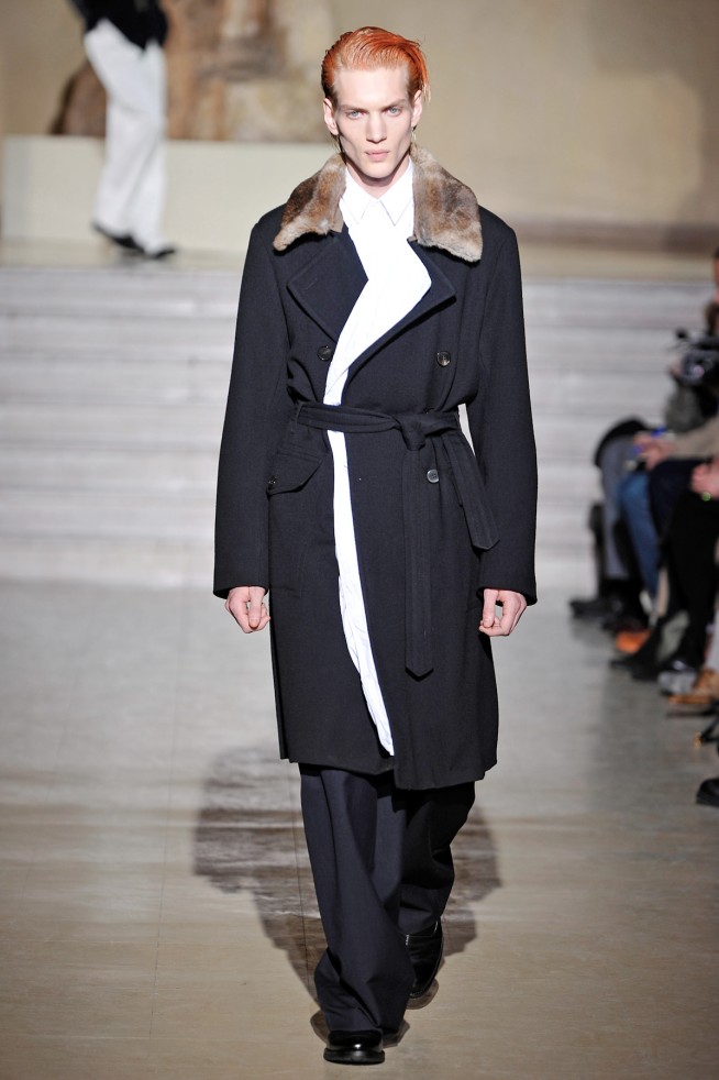 desfile-driesvannoten-parisinverno2011men-100