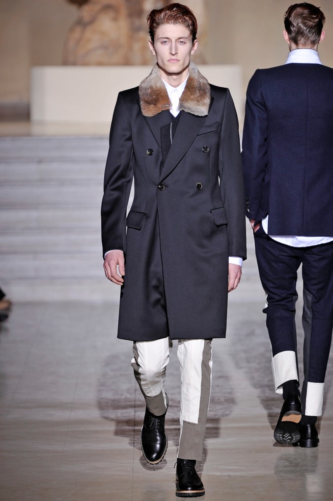 desfile-driesvannoten-parisinverno2011men-114