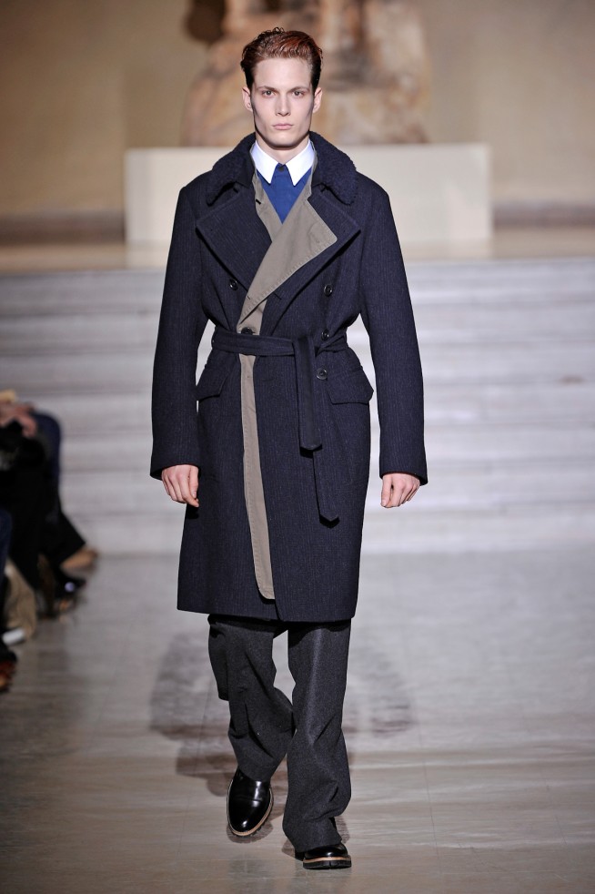 desfile-driesvannoten-parisinverno2011men-116