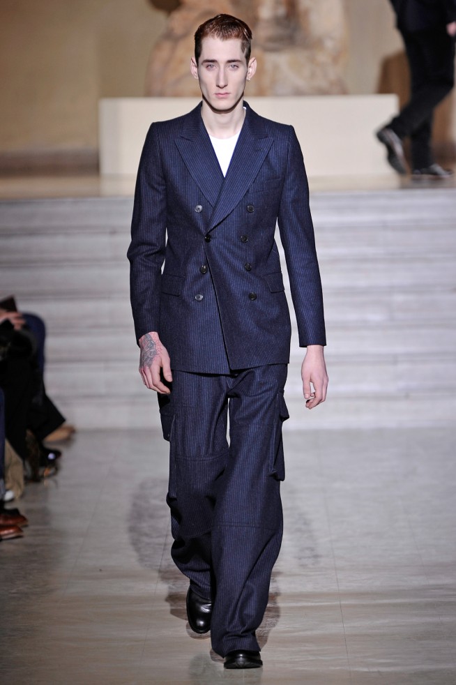 desfile-driesvannoten-parisinverno2011men-124