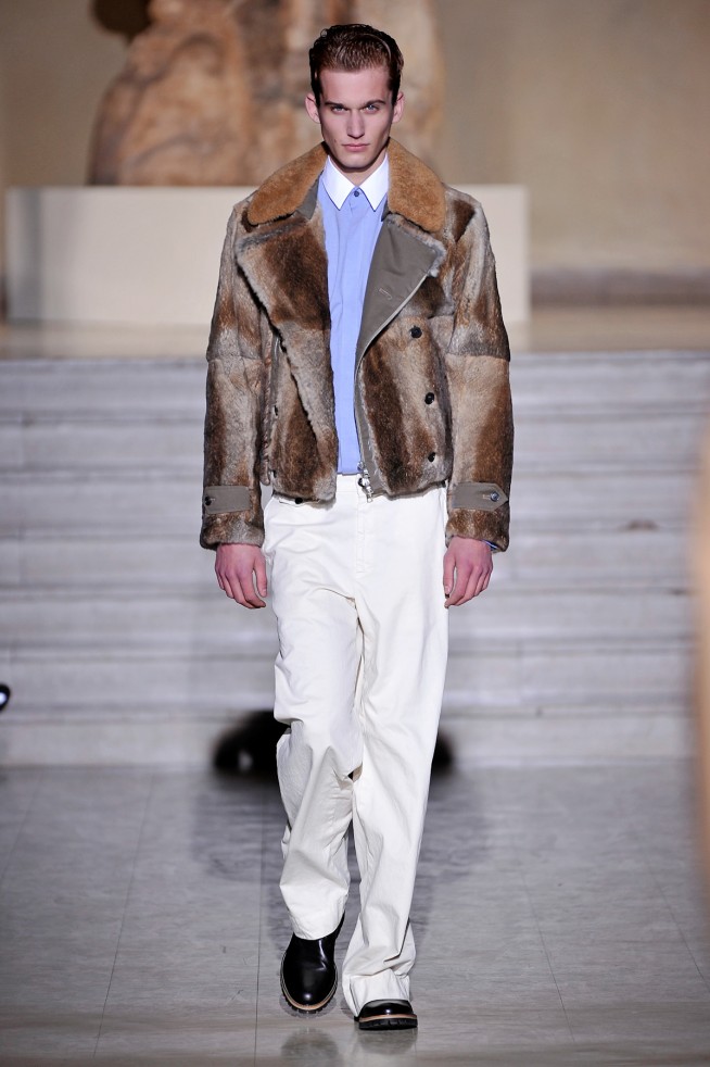 desfile-driesvannoten-parisinverno2011men-133