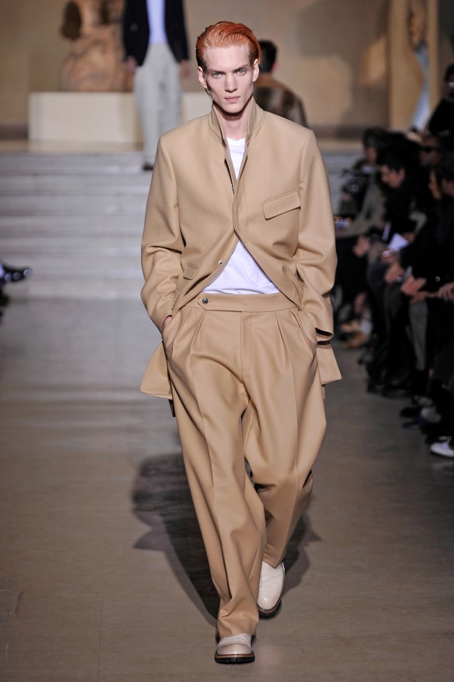 desfile-driesvannoten-parisinverno2011men-134